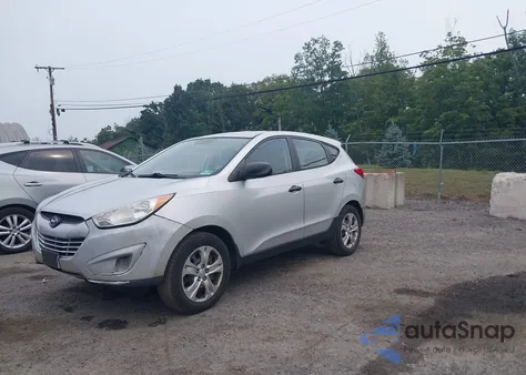 2010 Hyundai Tucson Gls z USA, uszkodzony, nr VIN KM8JT3AC2AU077481